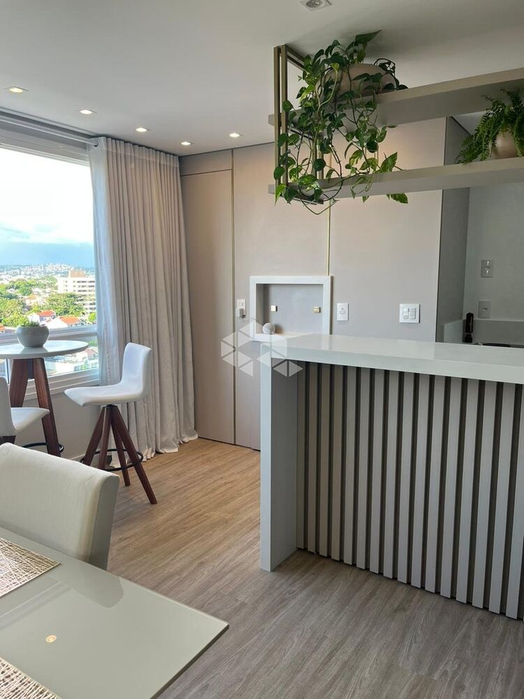Apartamento à venda com 2 quartos, 85m² - Foto 1