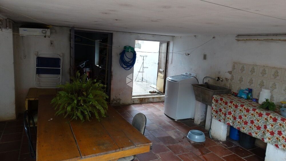 Casa à venda com 4 quartos, 100m² - Foto 3
