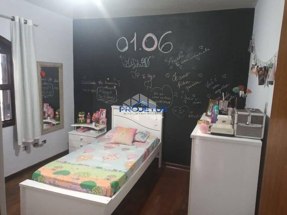 Casa à venda com 5 quartos, 290 - Foto 2