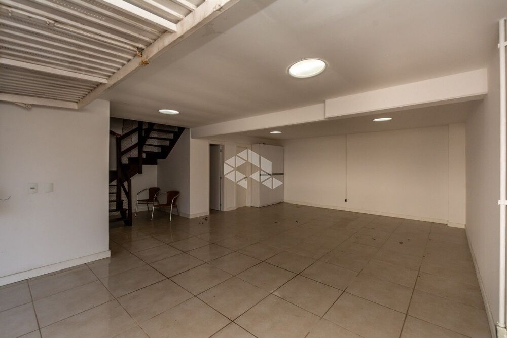 Casa, 3 quartos, 212 m² - Foto 2