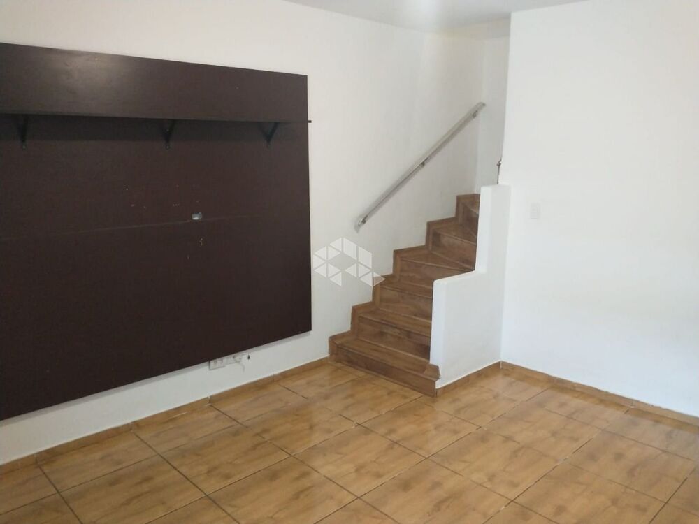 Casa à venda com 2 quartos, 88m² - Foto 2