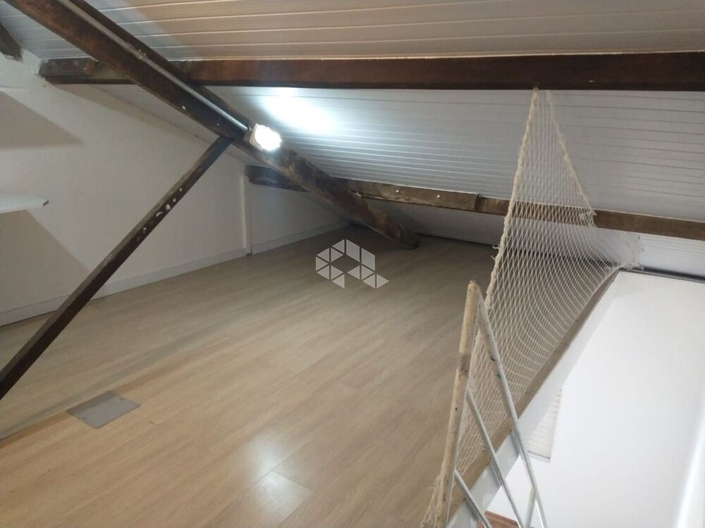 Casa à venda com 2 quartos, 88m² - Foto 11