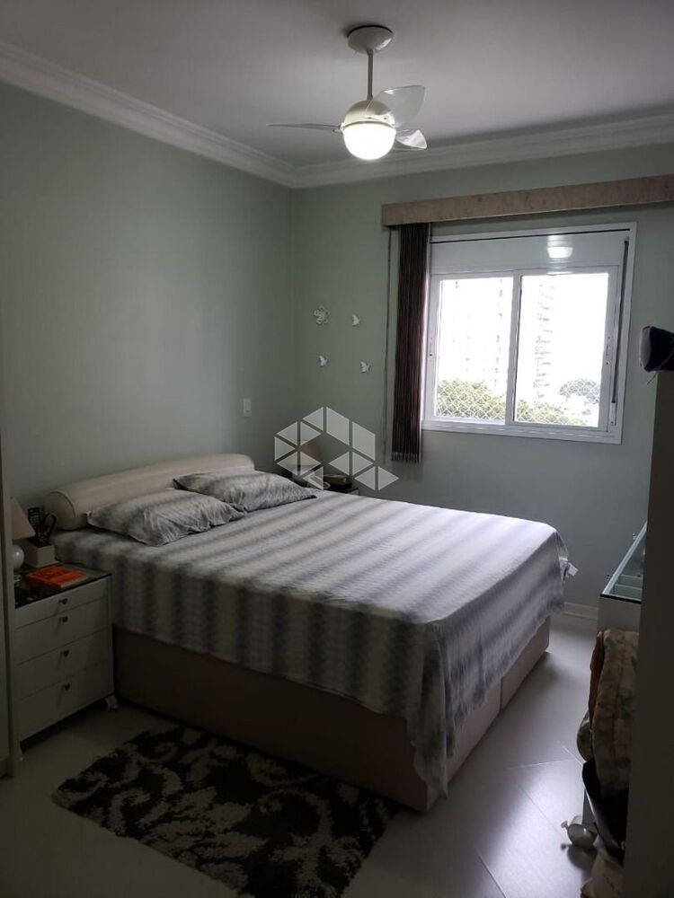 Apartamento à venda com 3 quartos, 115m² - Foto 3