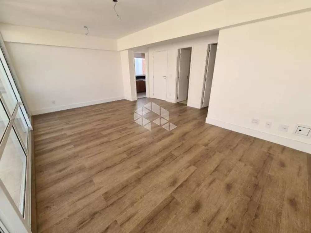 Apartamento à venda com 3 quartos, 119m² - Foto 2