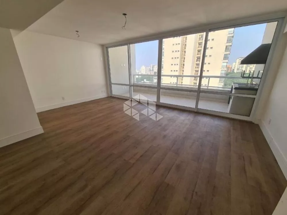 Apartamento à venda com 3 quartos, 119m² - Foto 3