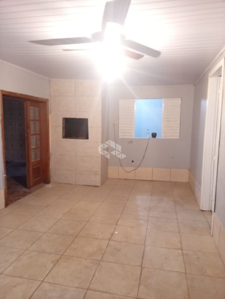 Casa à venda com 3 quartos, 500 - Foto 1