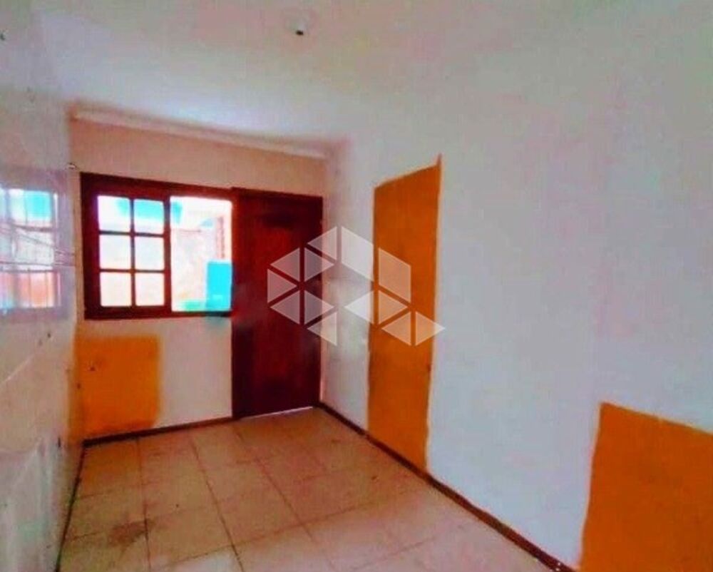 Casa à venda com 2 quartos, 68m² - Foto 2