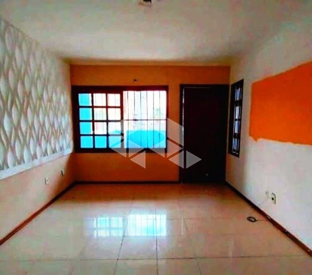 Casa à venda com 2 quartos, 68m² - Foto 4