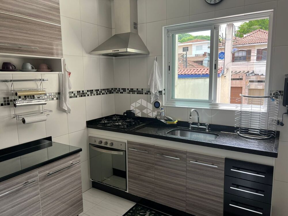 Casa à venda com 3 quartos, 101m² - Foto 3