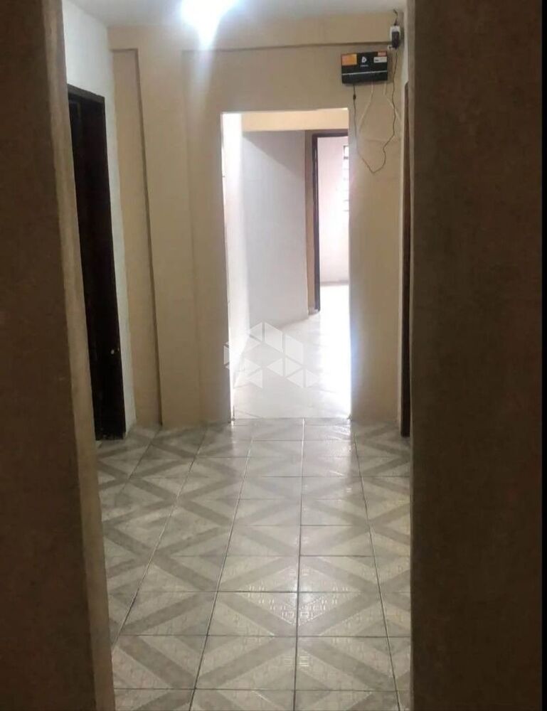 Casa à venda com 4 quartos, 200m² - Foto 4