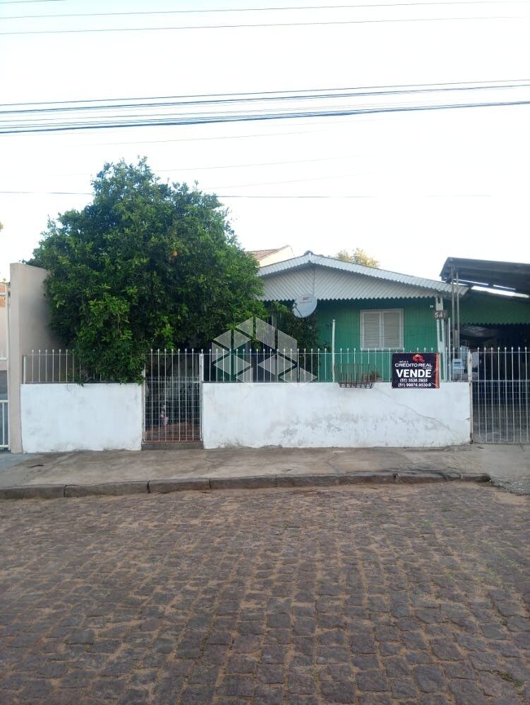 Casa à venda com 2 quartos, 465 - Foto 1