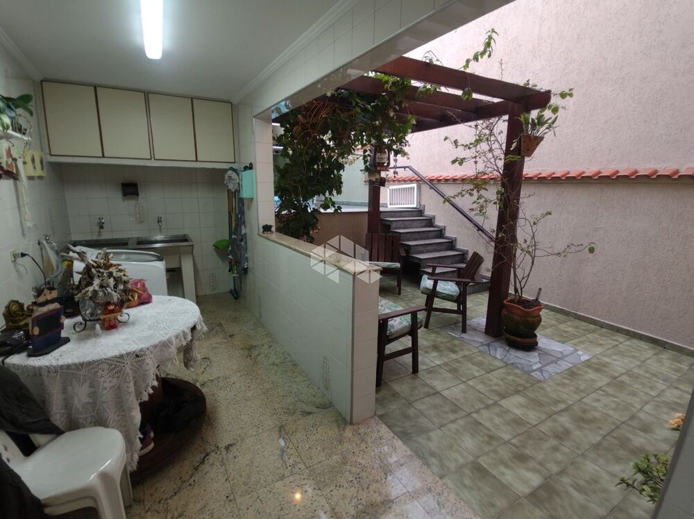 Casa, 4 quartos, 250 m² - Foto 1