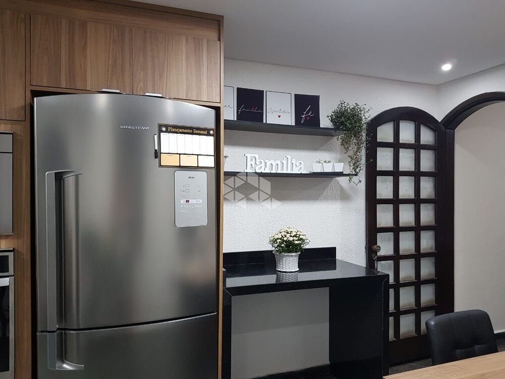 Casa, 3 quartos, 224 m² - Foto 1