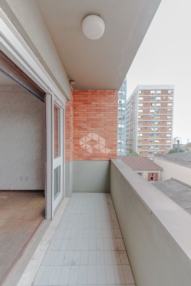 Apartamento à venda com 4 quartos, 217m² - Foto 3