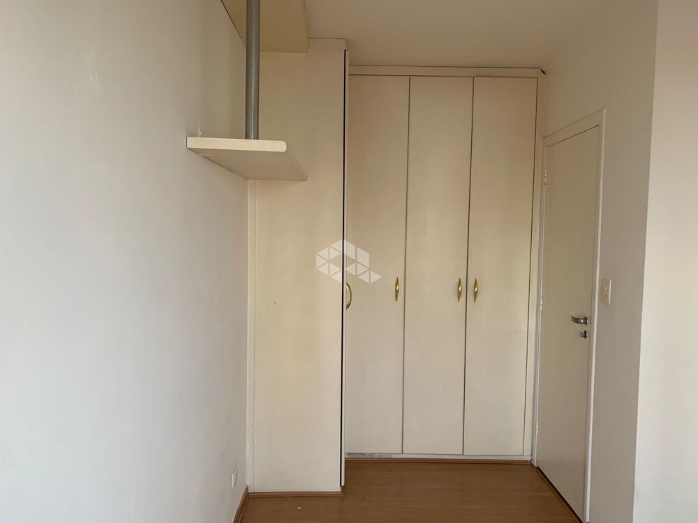 Apartamento à venda com 3 quartos, 78m² - Foto 2