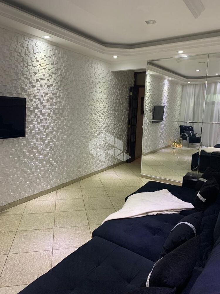 Casa, 3 quartos, 240 m² - Foto 1