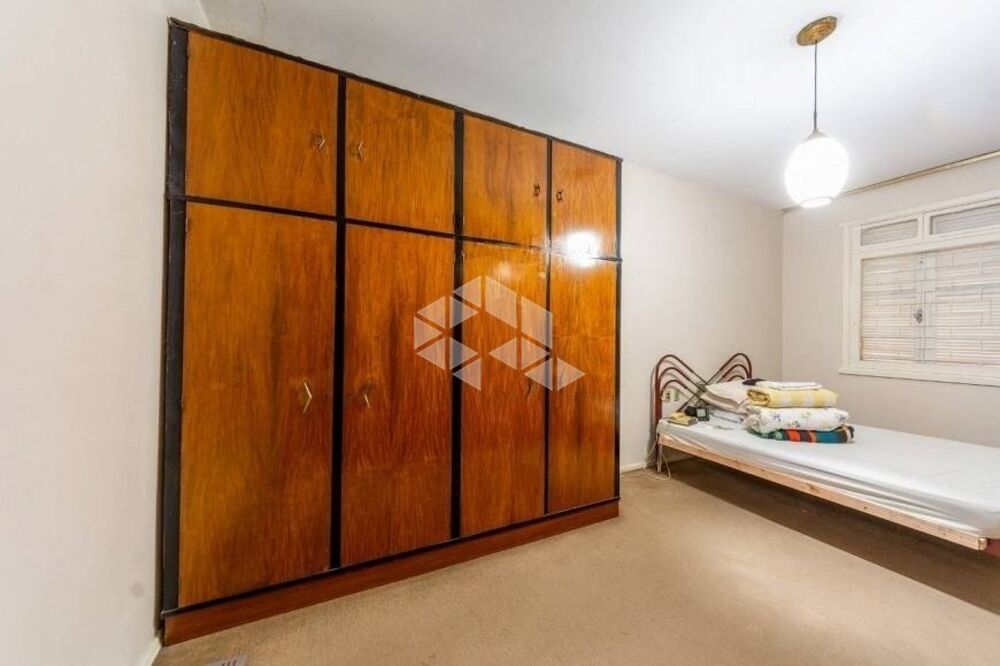 Casa à venda com 3 quartos, 350m² - Foto 9