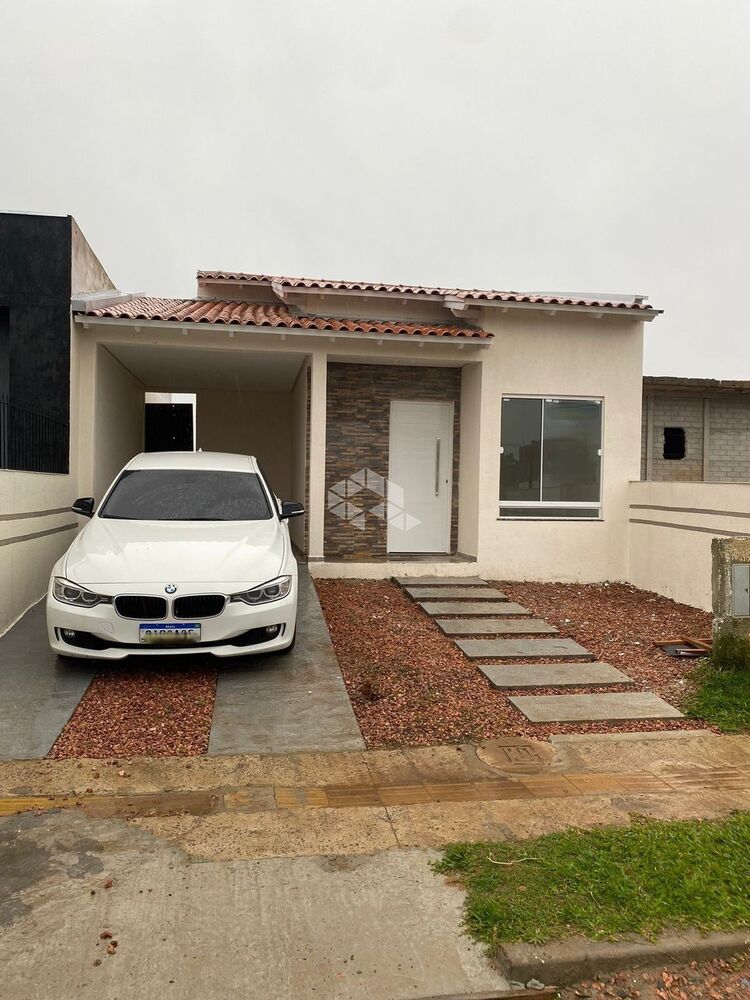 Casa à venda com 2 quartos, 60m² - Foto 1