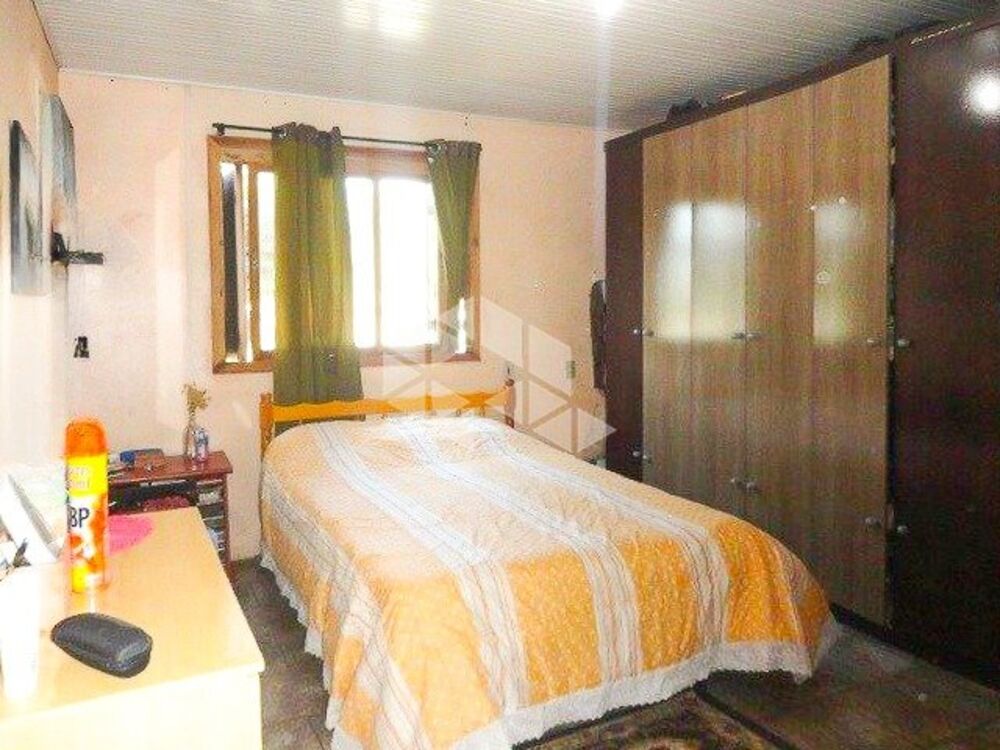 Casa à venda com 3 quartos, 134m² - Foto 2