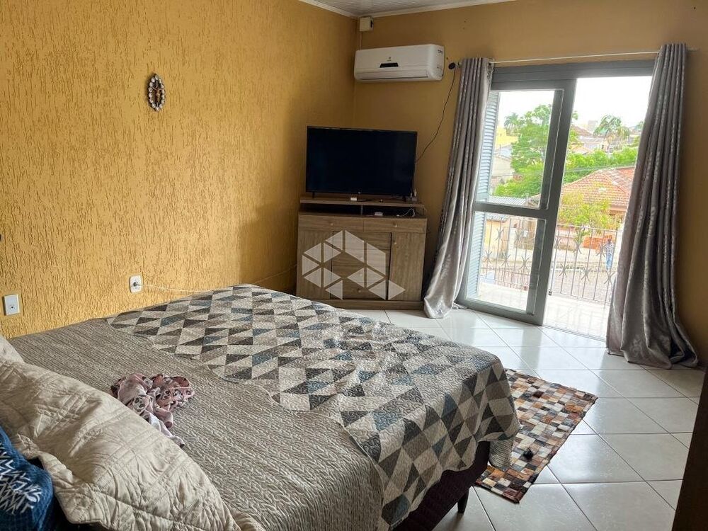 Casa à venda com 4 quartos, 300m² - Foto 6