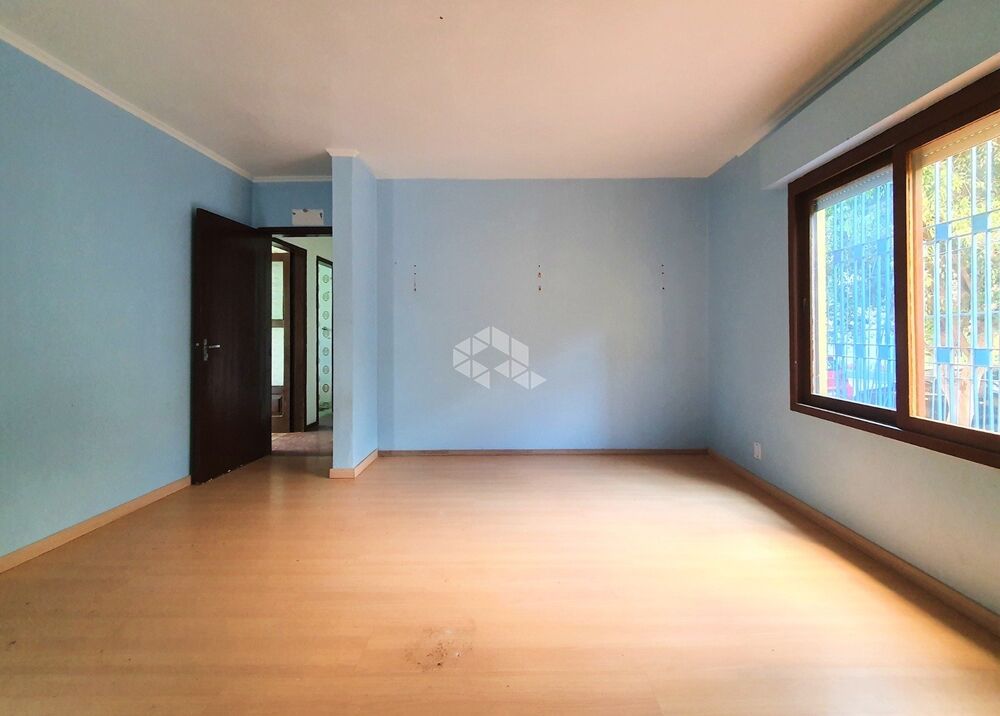 Casa à venda com 4 quartos, 220m² - Foto 4