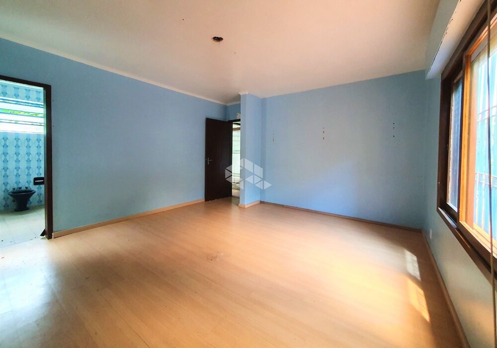 Casa à venda com 4 quartos, 220m² - Foto 5