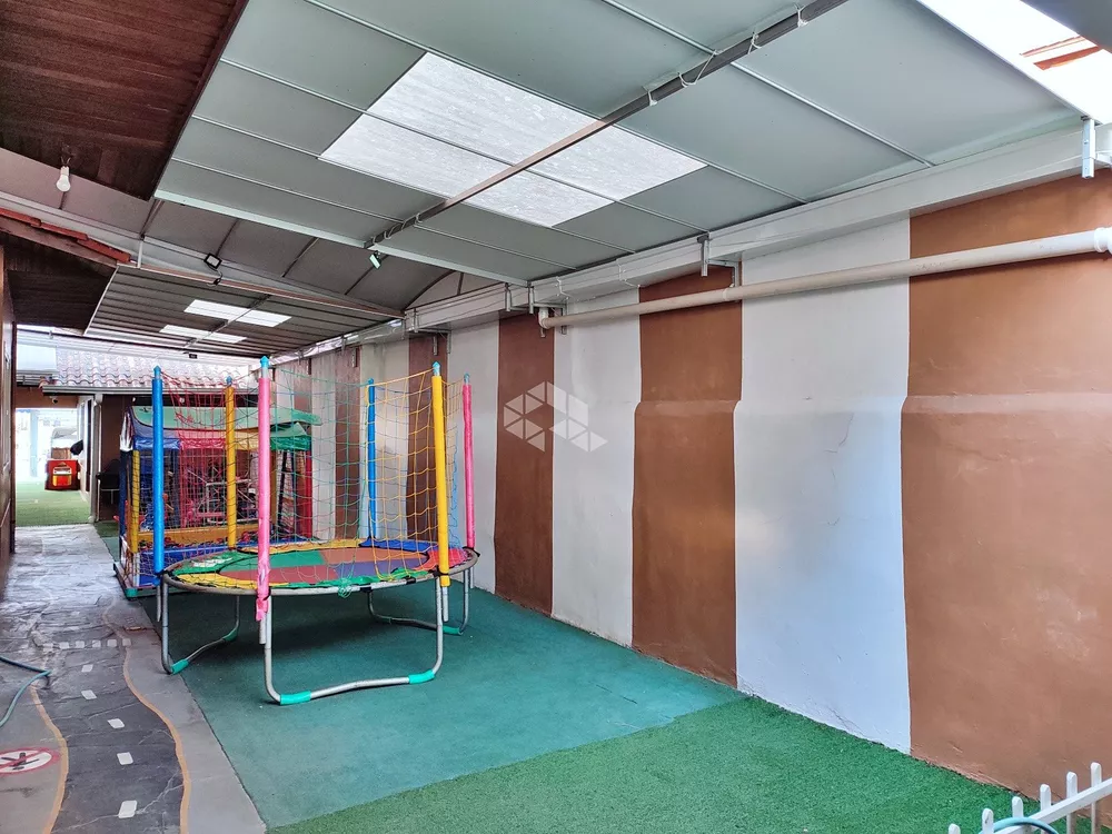Casa, 4 quartos, 229 m² - Foto 3