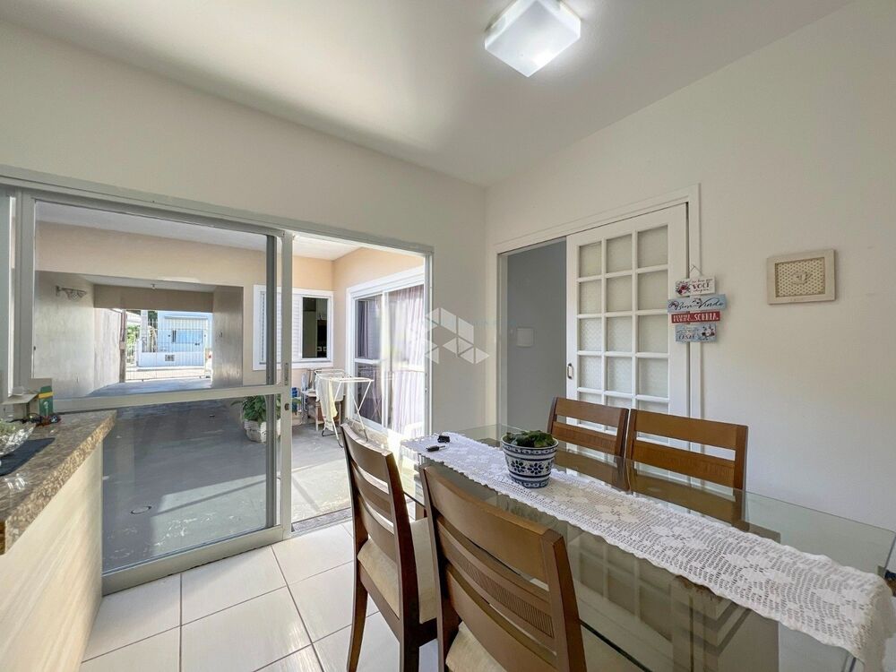 Casa, 4 quartos, 160 m² - Foto 1