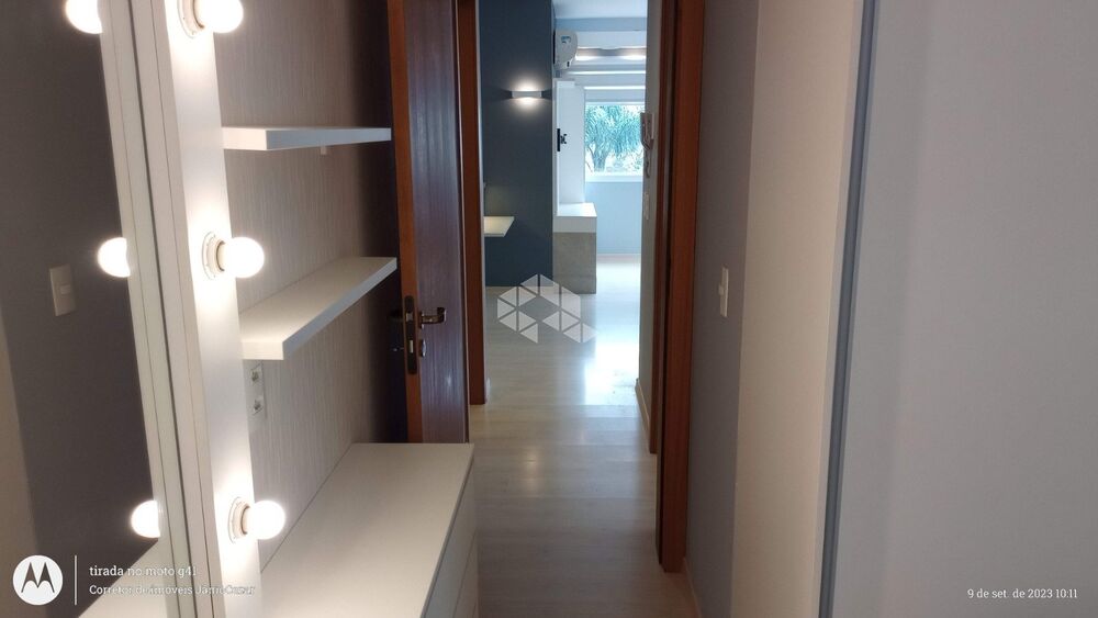 Apartamento à venda com 2 quartos, 59m² - Foto 2