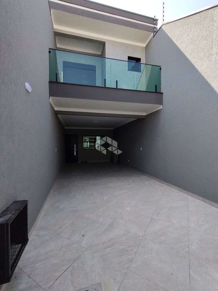 Casa à venda com 3 quartos, 165m² - Foto 2