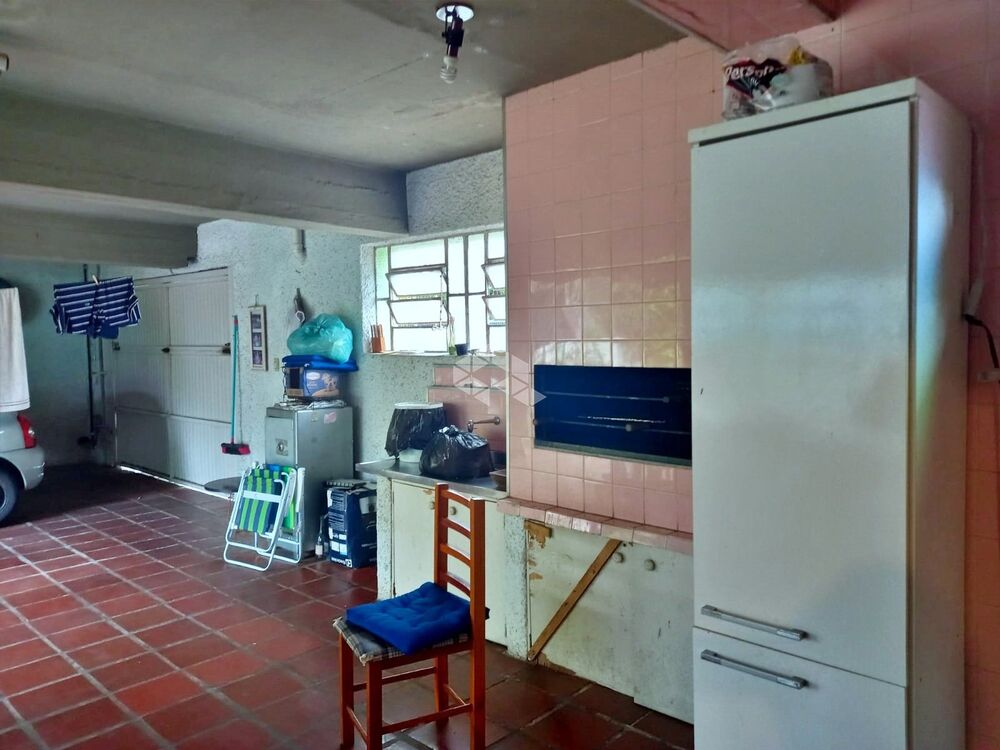 Casa à venda com 4 quartos, 270m² - Foto 4