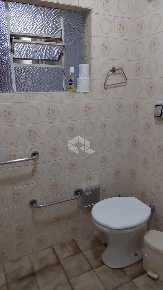 Casa à venda com 4 quartos, 174m² - Foto 4
