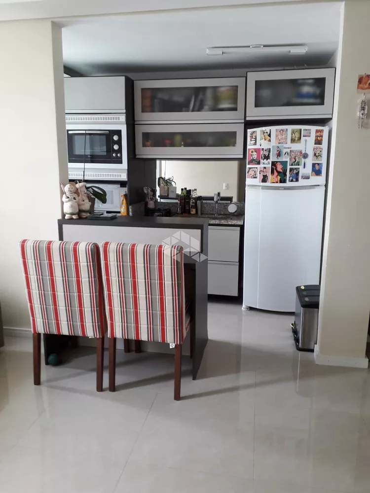 Apartamento à venda com 2 quartos, 46m² - Foto 1