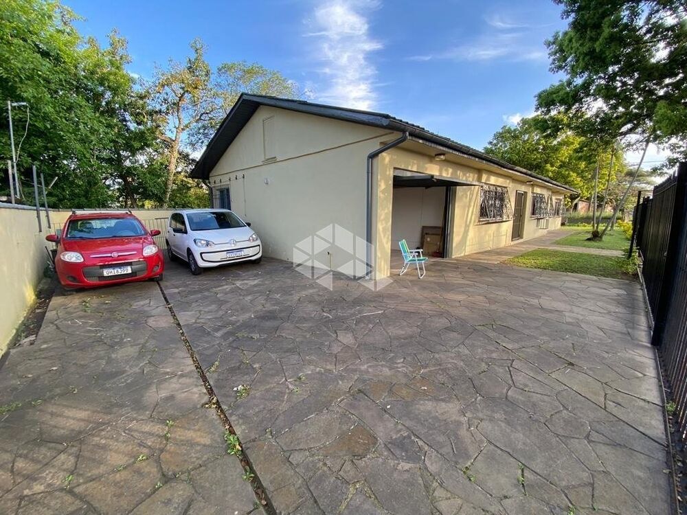 Casa à venda com 4 quartos, 193m² - Foto 1