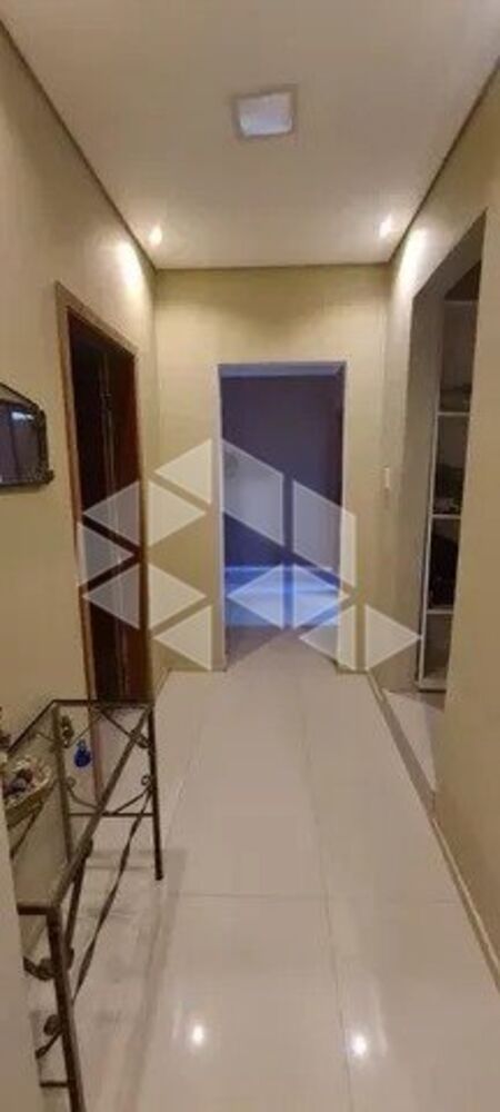 Casa à venda com 2 quartos, 90m² - Foto 3