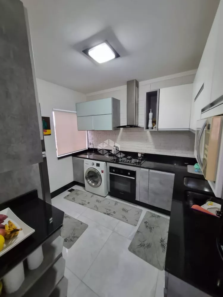 Apartamento à venda com 2 quartos, 67m² - Foto 3