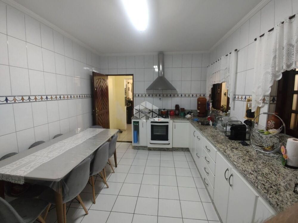 Casa, 4 quartos, 135 m² - Foto 3
