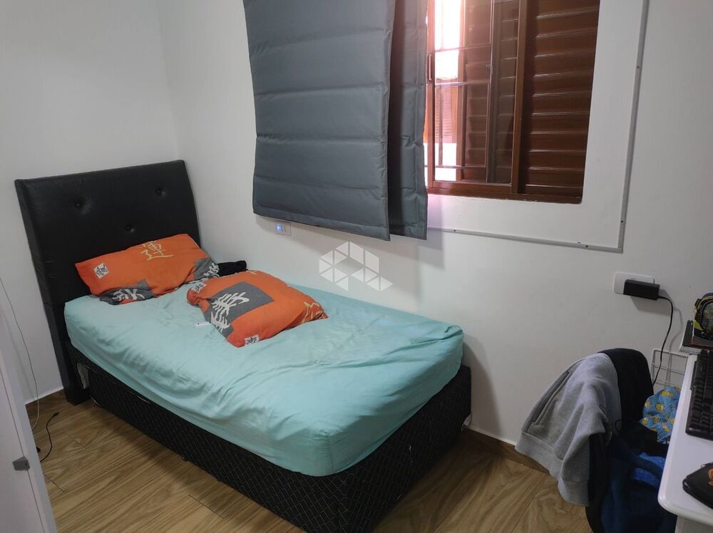 Casa, 4 quartos, 135 m² - Foto 1