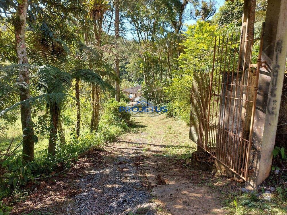 Terreno à venda com 2 quartos, 80m² - Foto 2