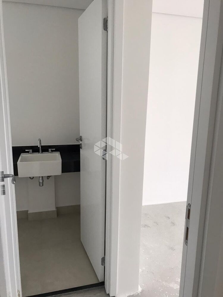 Apartamento, 1 quarto, 600 m² - Foto 1