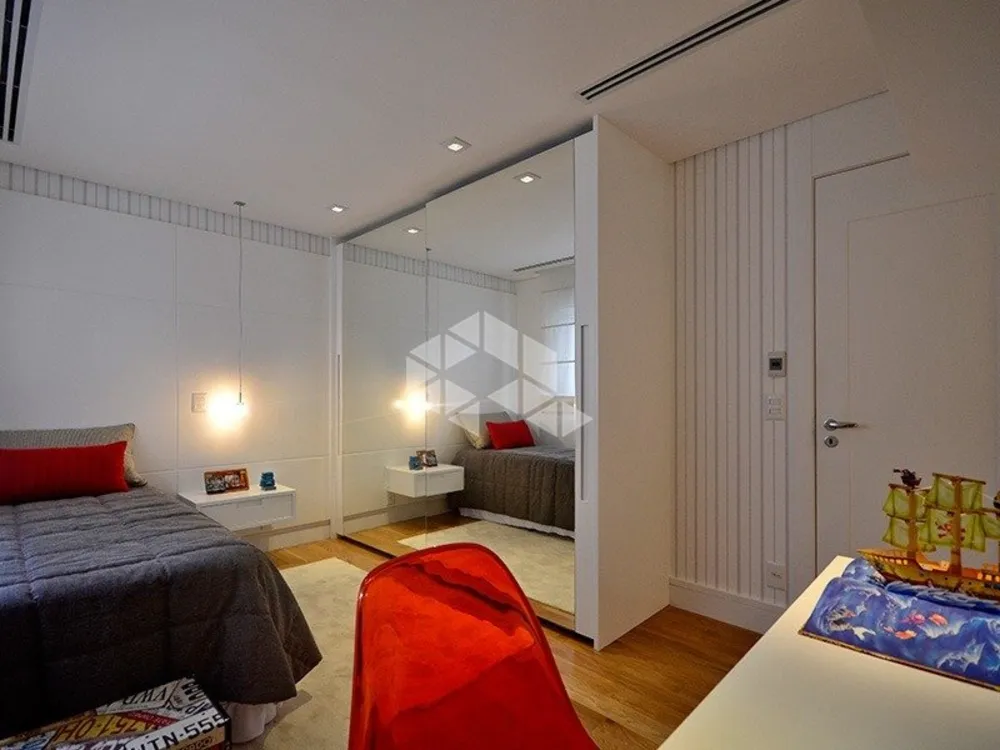 Apartamento, 3 quartos, 273 m² - Foto 1