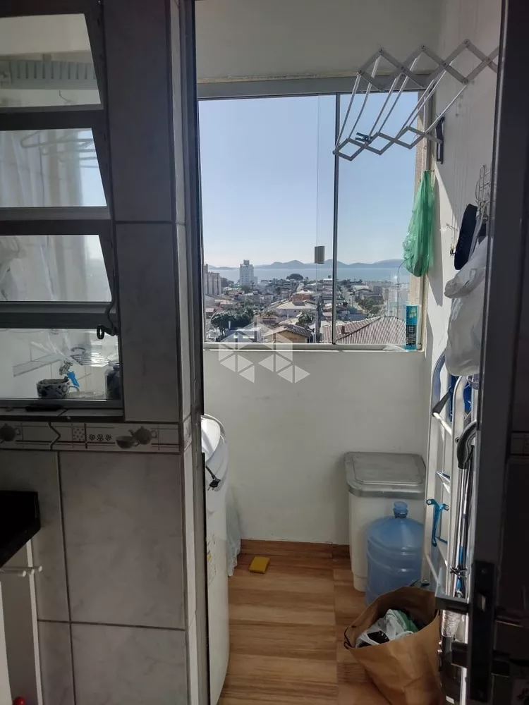 Apartamento à venda com 2 quartos, 57m² - Foto 10