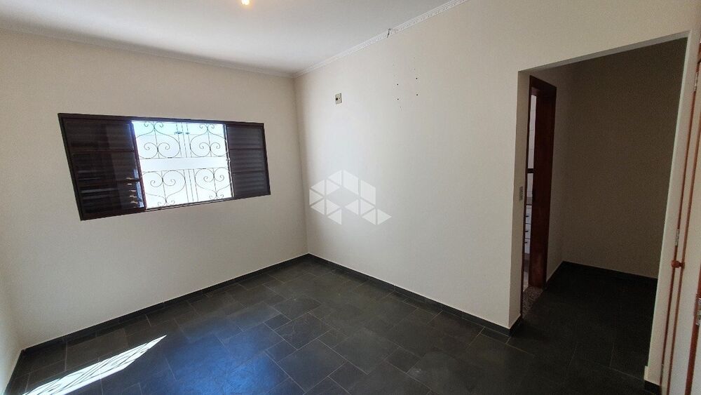 Casa à venda com 3 quartos, 299m² - Foto 9