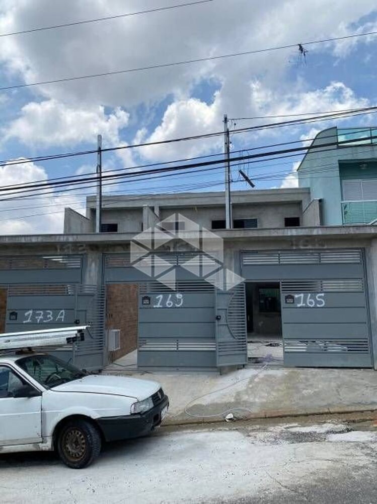 Casa à venda com 3 quartos, 50m² - Foto 1