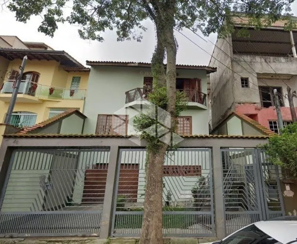 Casa à venda com 4 quartos, 300m² - Foto 1