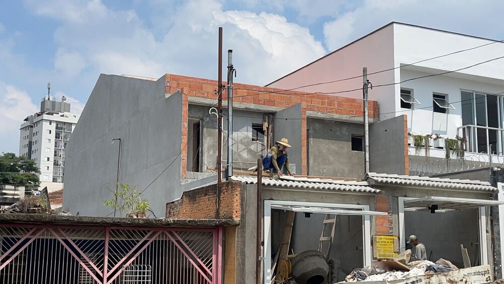 Casa à venda com 3 quartos, 50m² - Foto 1