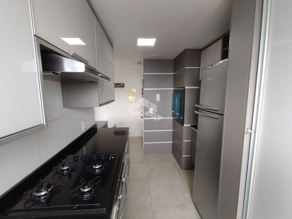 Apartamento à venda com 3 quartos, 77m² - Foto 3