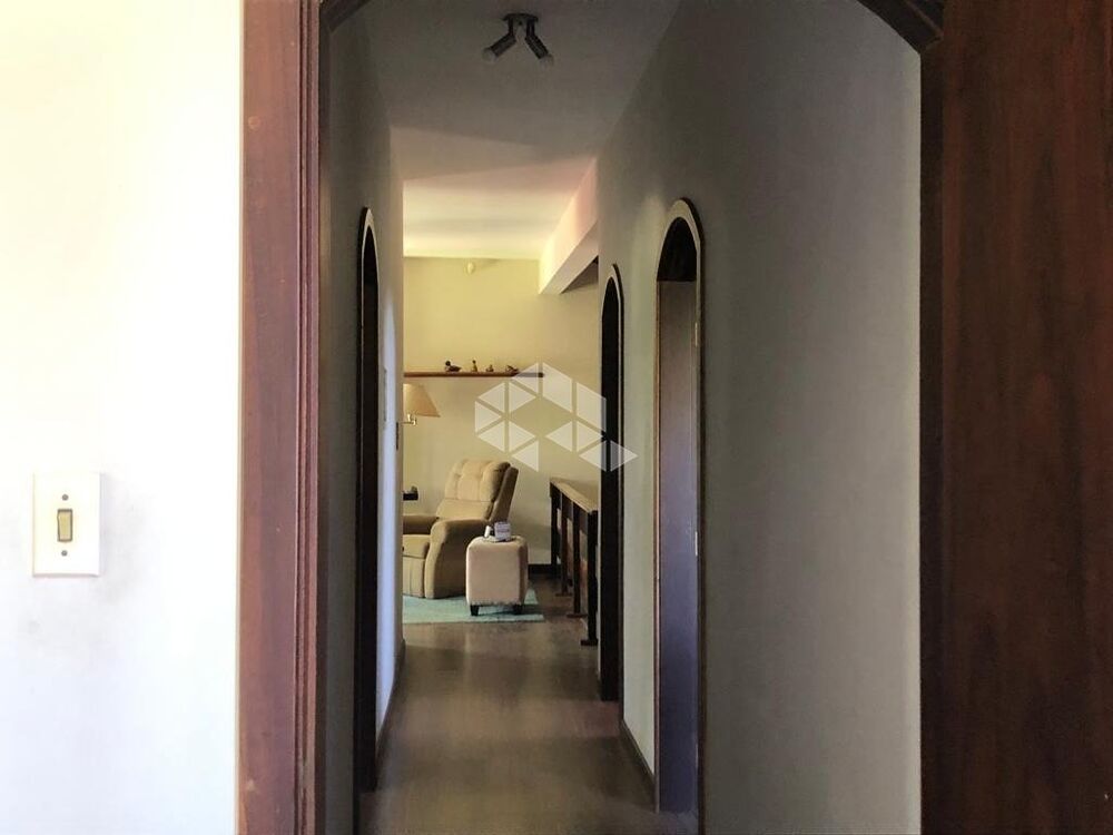 Casa à venda com 4 quartos, 238m² - Foto 9