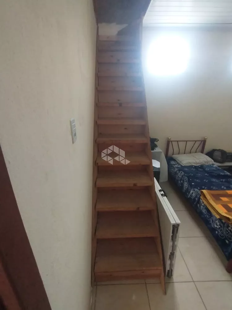 Casa à venda com 3 quartos, 130m² - Foto 4