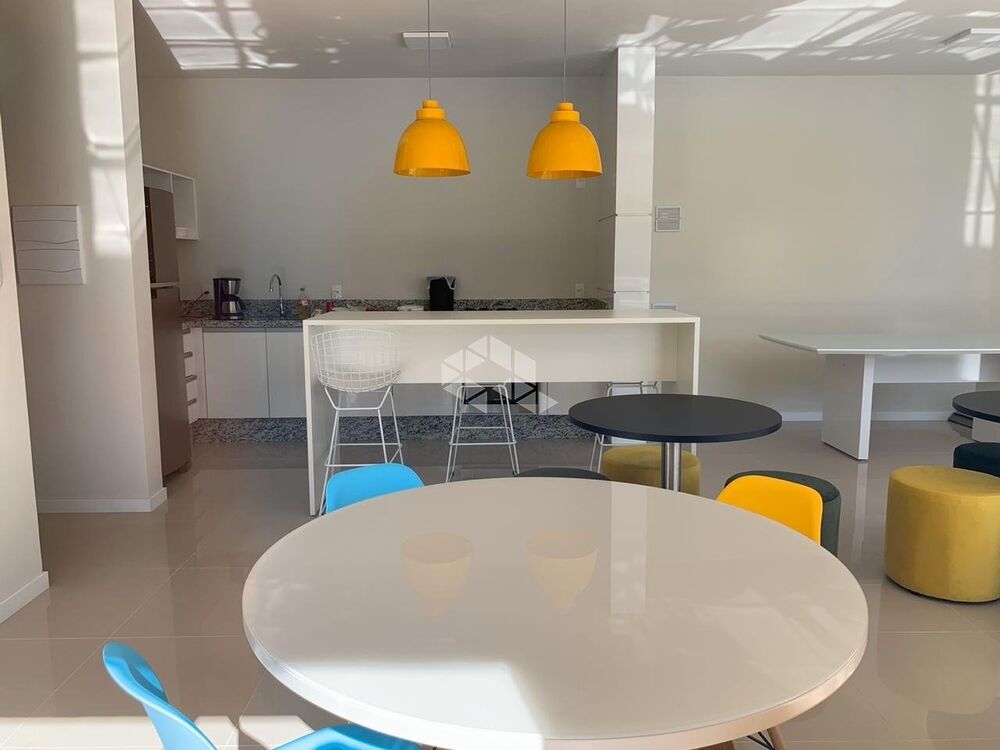 Apartamento à venda com 3 quartos, 86m² - Foto 4